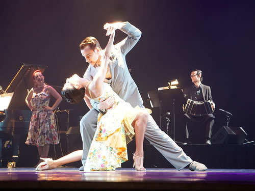 Tango Lovers — Kako Abraham